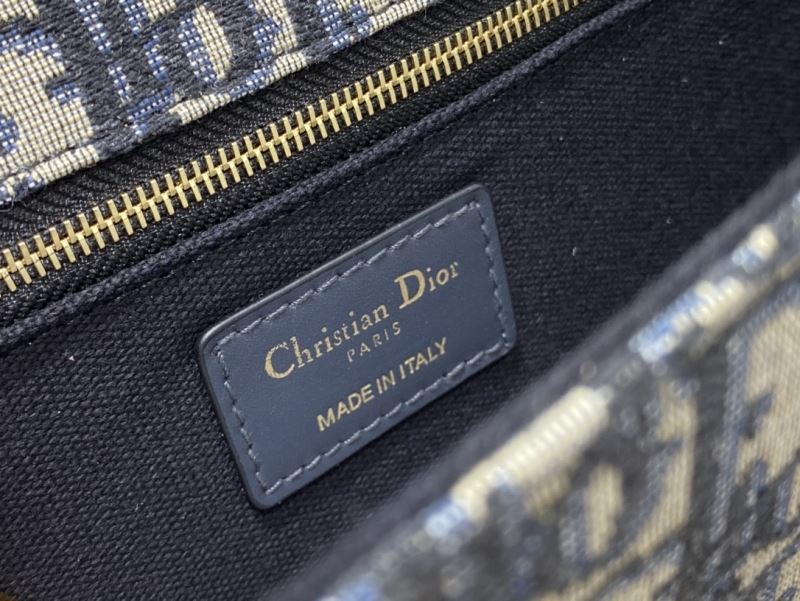 Christian Dior Montaigne Bags